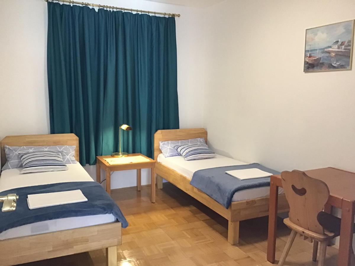 Apartmani Misic Zdrelac Exterior photo